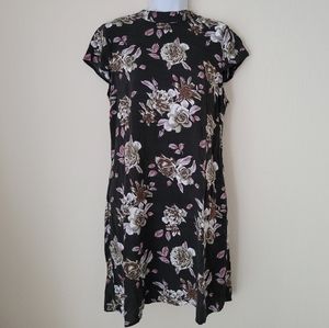 Floral shift dress